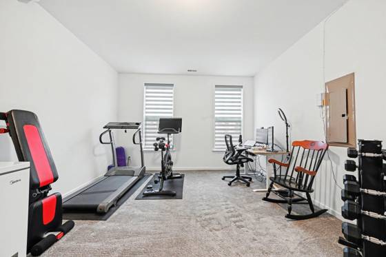 2733 S Spurway Drive, Ann Arbor, MI 48105 photo 4