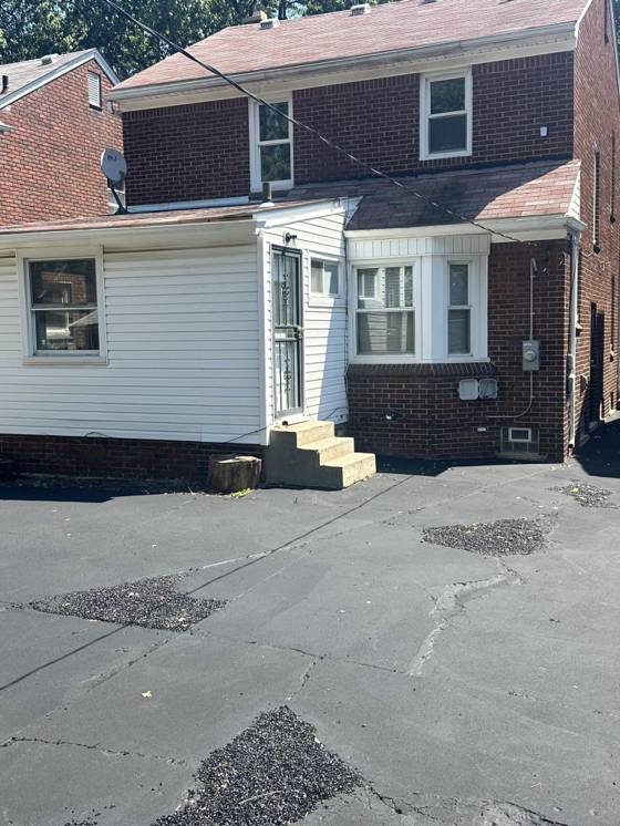 17561 Appoline Street, Detroit, MI 48235 photo 4