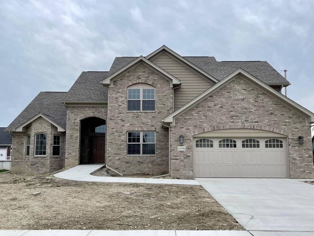 25850 Brighton Lane, Brownstown, MI 48134
