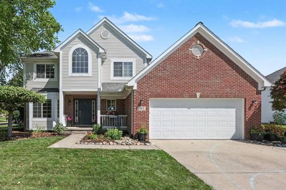 913 Darwin Drive, Chelsea, MI 48118 photo 2