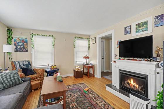 9 S Summit Street, Ypsilanti, MI 48197 photo 2