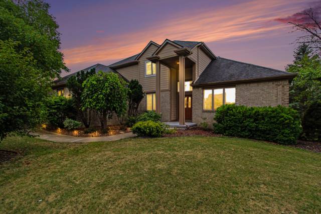 6942 Suncrest Drive, Saline, MI