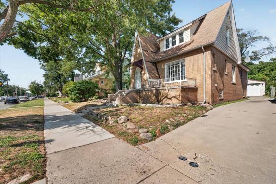 15050 Pinehurst Street, Detroit, MI 48238 photo 3