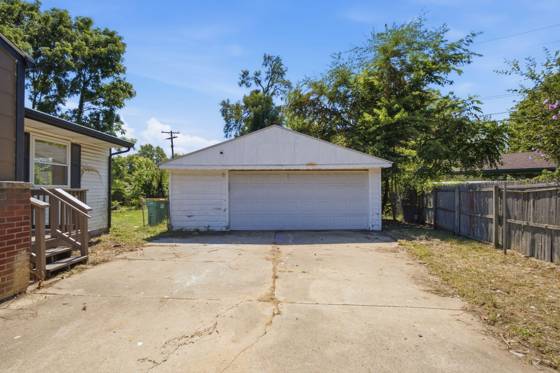 1360 Woodglen Avenue, Ypsilanti, MI 48198 photo 3