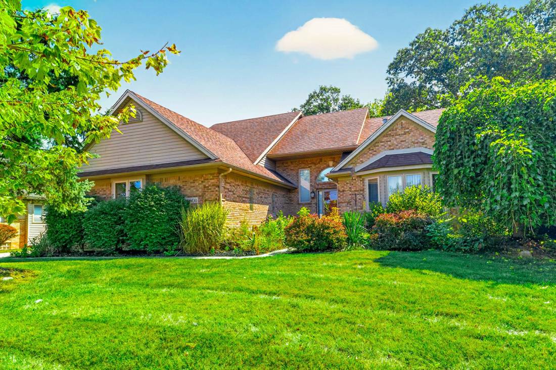 13601 Chestnut Lane, Taylor, MI 48180