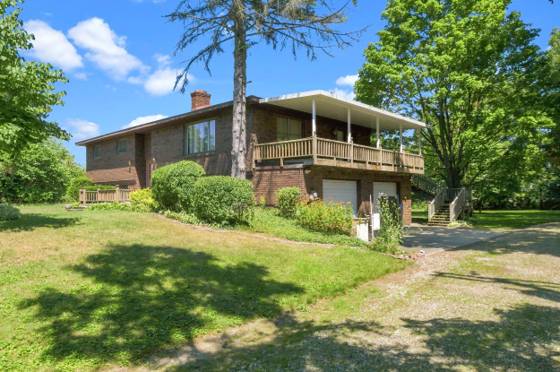 780 N Hadley Road, Ortonville, MI 48462 photo 4