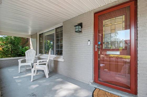 907 University Place, Grosse Pointe, MI 48230 photo 4