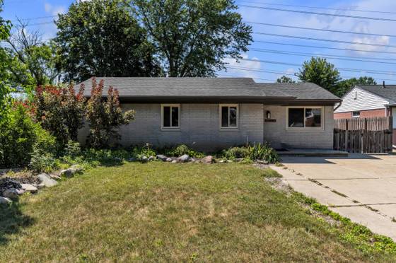 11148 Jackson Street, Belleville, MI 48111 photo 2