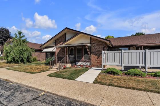 40673 Newport Drive, Plymouth, MI 48170 photo 2