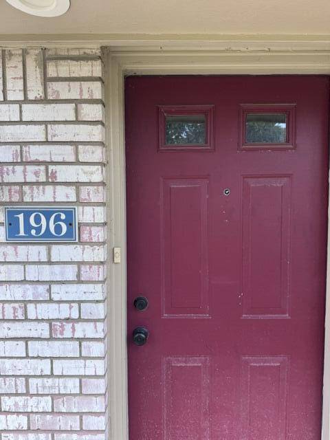 196 Princeton Drive, South Lyon, MI 48178 photo 3