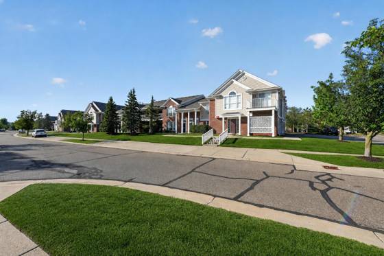 16766 Dover Drive, Northville, MI 48168 photo 3