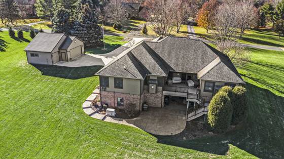 8588 Webster Hills Road, Dexter, MI 48130 photo 4