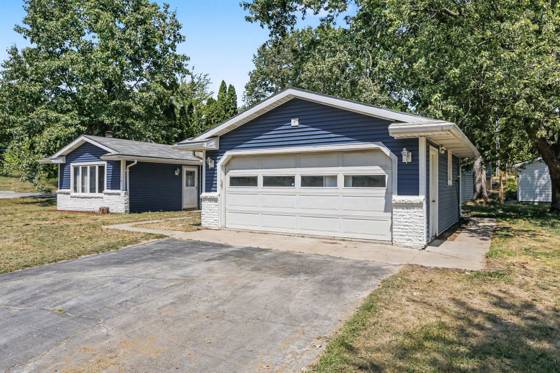 4917 Merritt Road, Ypsilanti, MI 48197 photo 3