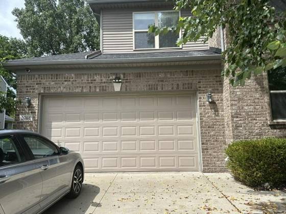 2708 Trillium Hills Drive, Commerce Twp, MI 48382 photo 3