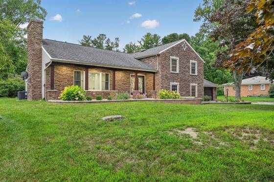 5866 Pine View Drive, Ypsilanti, MI 48197 photo 2