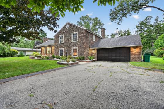5866 Pine View Drive, Ypsilanti, MI 48197 photo 3