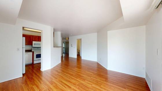 2201 S Huron Parkway, Ann Arbor, MI 48104 photo 5