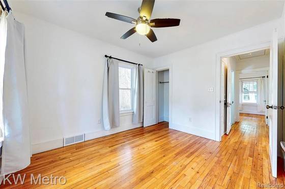 865 W Marshall Street, Ferndale, MI 48220 photo 3