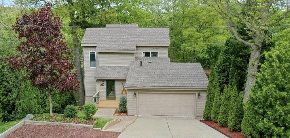 576 Fernhurst Court, Lake Orion, MI 48362