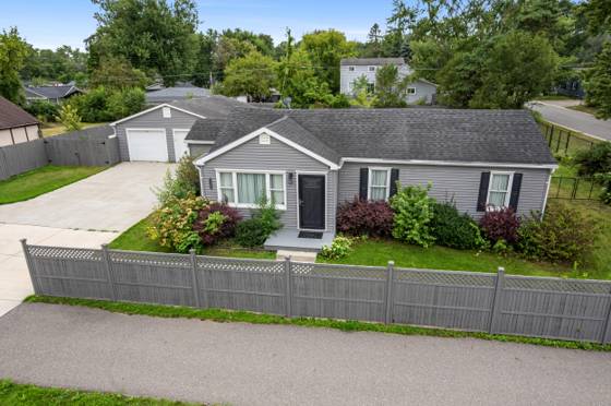 47385 Dequindre Road, Rochester Hills, MI 48307 photo 2