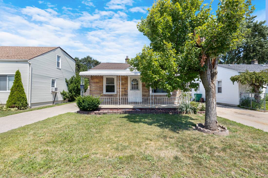 28674 Krauter Street, Garden City, MI 48135