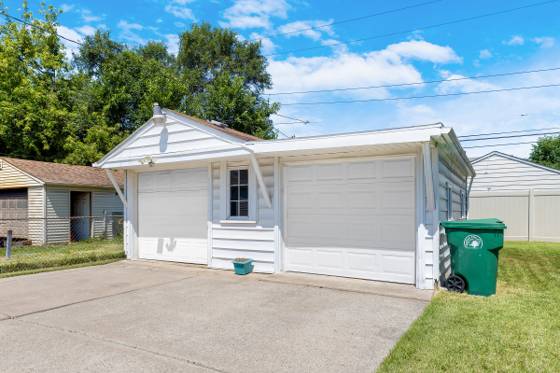 28674 Krauter Street, Garden City, MI 48135 photo 3