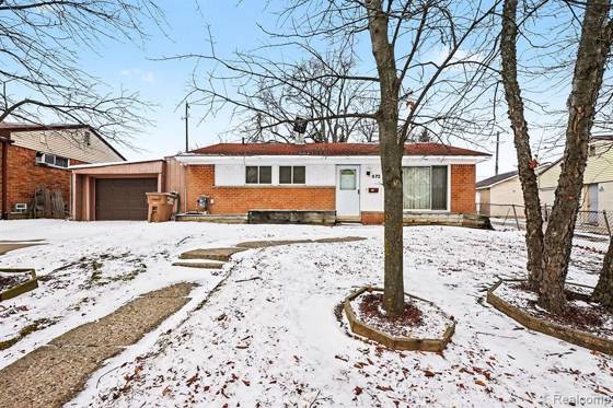 672 Linda Vista Drive, Pontiac, MI 48342 photo 2
