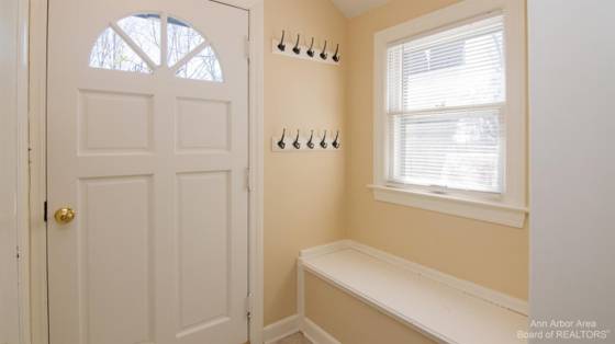 5071 Plymouth Road, Ann Arbor, MI 48105 photo 5