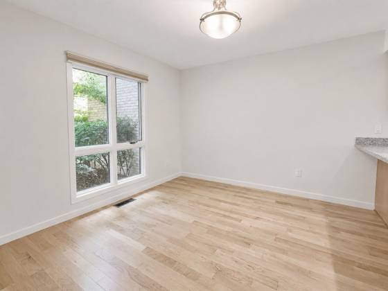 1046 Greenhills Drive, Ann Arbor, MI 48105 photo 5