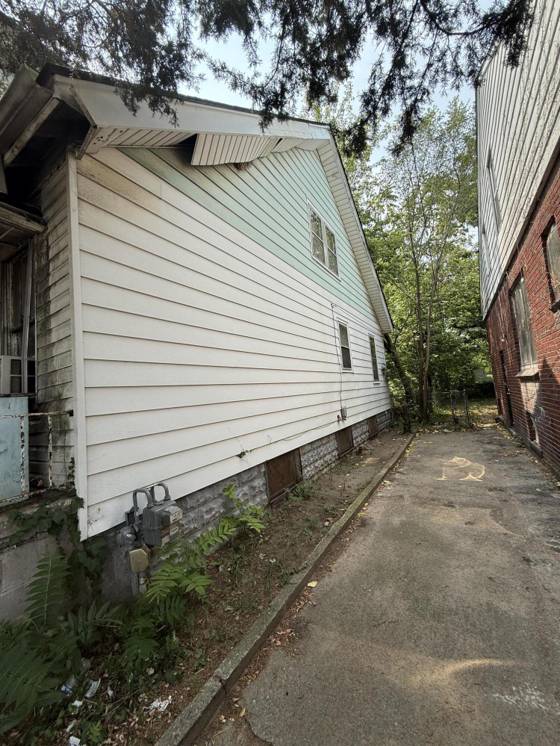 17233 E Goddard Street, Detroit, MI 48212 photo 3