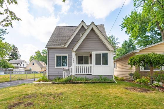 661 W Coy Avenue, Hazel Park, MI 48030 photo 2