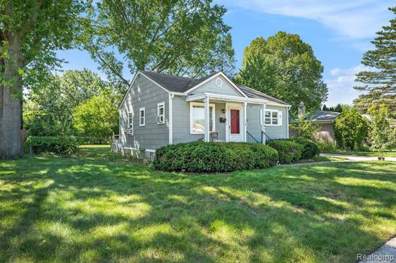 3690 Morrissey Avenue, Warren, MI 48091 photo 3
