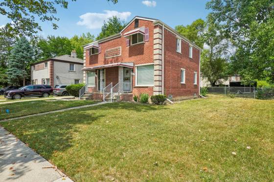 13610 Pearson Street, Oak Park, MI 48237 photo 3