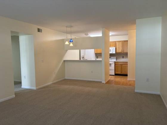 2736 S Knightsbridge Circle, Ann Arbor, MI 48105 photo 3