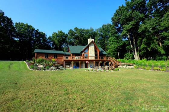 1224 W David Kempf Court, Saline, MI 48176 photo 2