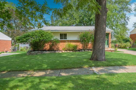 459 Skydale Drive, Ann Arbor, MI 48105 photo 3