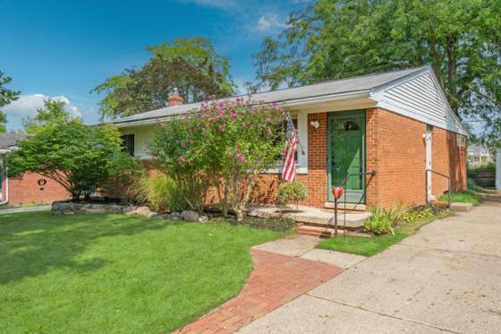 459 Skydale Drive, Ann Arbor, MI 48105 photo 4