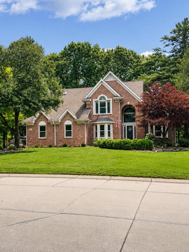 244 Indian Trail, Lake Orion, MI