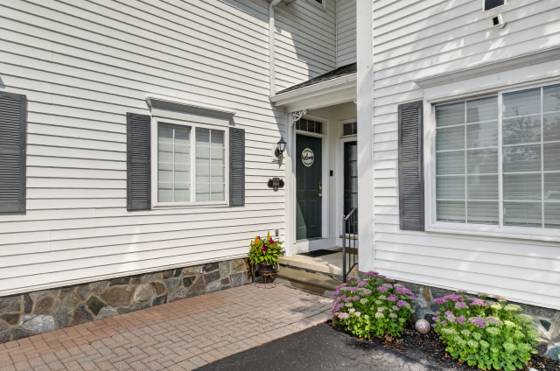 1684 Cassady Place, Plymouth, MI 48170 photo 2