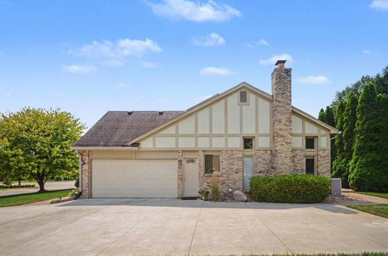 17107 Maple Hill Drive, Northville, MI 48168 photo 4