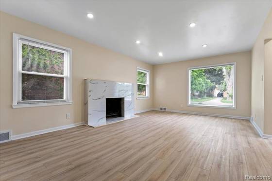 16171 Glastonbury Road, Detroit, MI 48219 photo 4