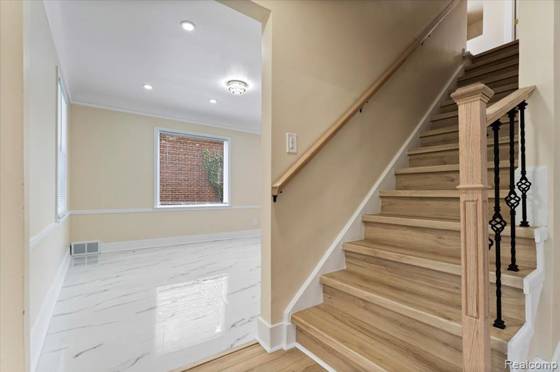 16171 Glastonbury Road, Detroit, MI 48219 photo 5