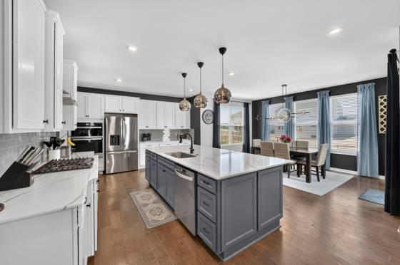 51681 Maple Leaf Drive, Macomb, MI 48042 photo 5