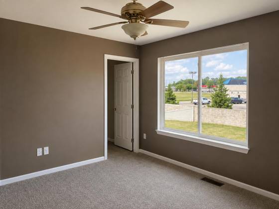 20790 Briarwood Street, Brownstown, MI 48183 photo 5