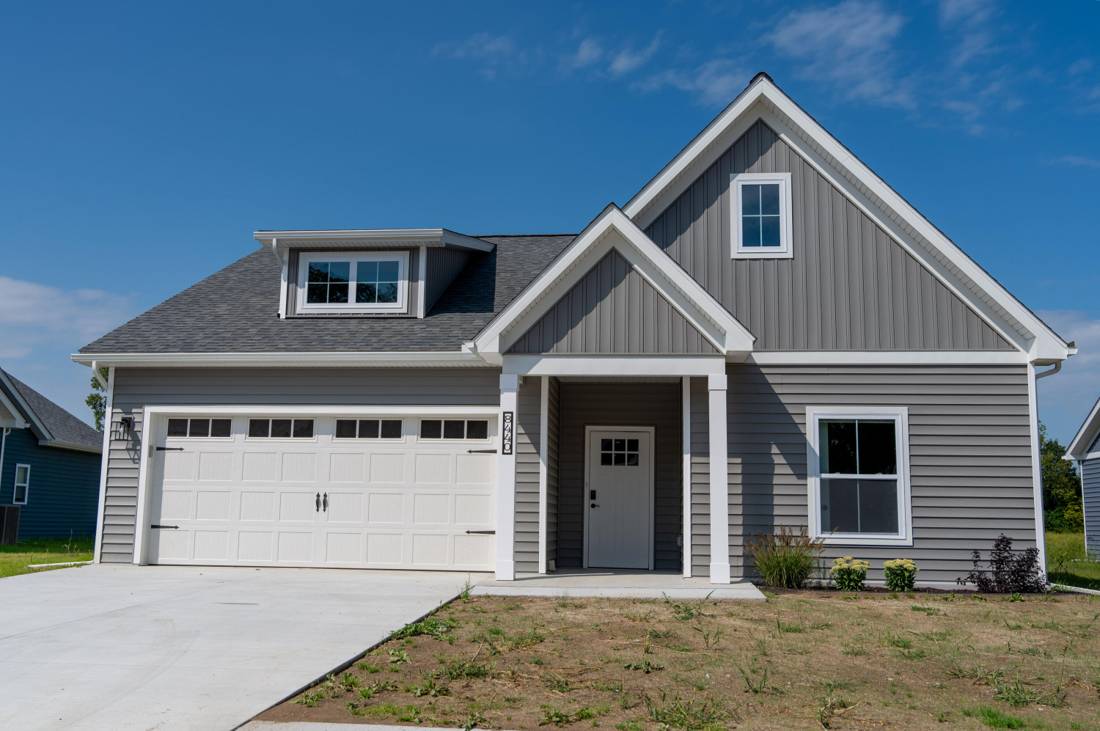 8463 Oak Shade Circle #27, Davison, MI 48423