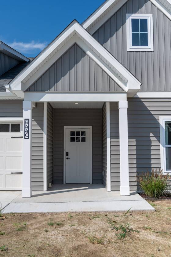 8463 Oak Shade Circle #27, Davison, MI 48423 photo 2