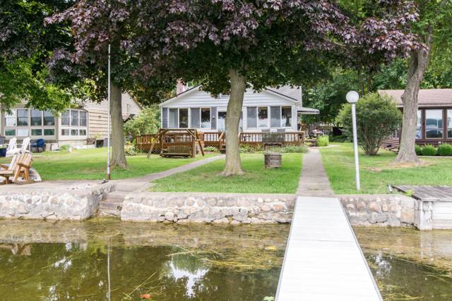 11256 Algonquin Drive, Pinckney, MI