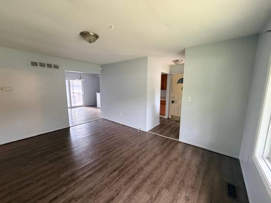 30058 Halecreek Street, Romulus, MI 48174 photo 4