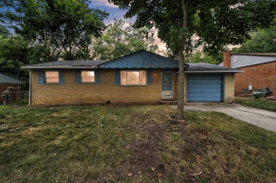 2267 Pontiac Trail, Ann Arbor, MI 48105 photo 2