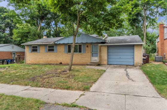 2267 Pontiac Trail, Ann Arbor, MI 48105 photo 3